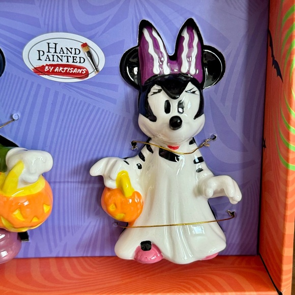 Disney Halloween Mickey Frankenstein & Minnie Bride Hand Painted Ceramic Shakers - Picture 5 of 10